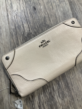 Load image into Gallery viewer, Coach Wallet
