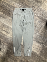 Load image into Gallery viewer, Lululemon Khakis Size Medium
