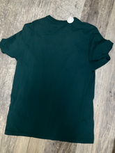 Load image into Gallery viewer, T-shirt Size Medium
