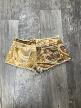 Load image into Gallery viewer, Jaded London Shorts Size 2
