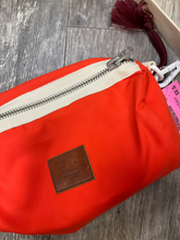 Load image into Gallery viewer, Purse
