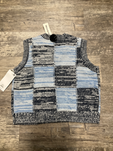 Load image into Gallery viewer, Obey Sweater Size Small
