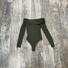 Load image into Gallery viewer, Babaton Womens Tops Bodysuit Extra Extra Small

