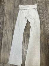 Load image into Gallery viewer, Brandy Melville Khakis Size Small
