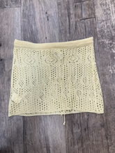 Load image into Gallery viewer, Short Skirt Size Small
