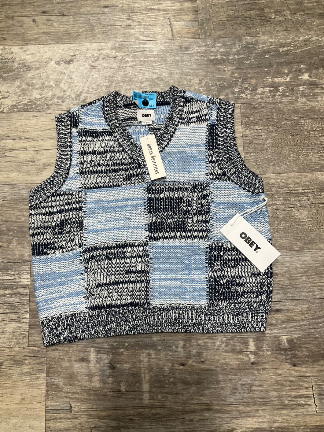Obey Sweater Size Small