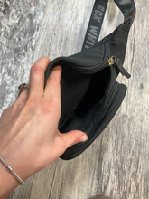 Load image into Gallery viewer, Purse
