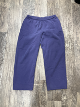 Load image into Gallery viewer, Aritzia Khakis Size Large 1/2 *as is
