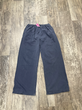 Load image into Gallery viewer, Brandy Melville Khakis Size S/M
