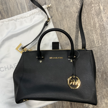 Load image into Gallery viewer, Michael Kors Purse
